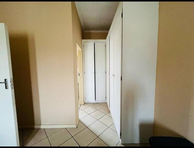 3 BEDROOM APARTMENT FOR SALE IN COUNTRY VIEW